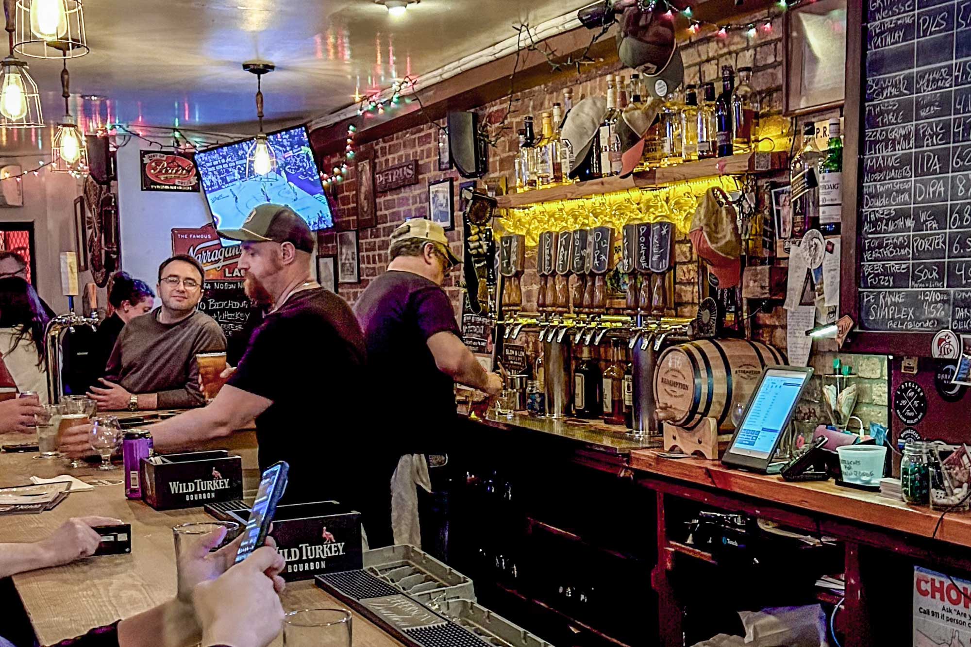 Beer Culture in NYC Is a Cozy Hideaway for Cold Beer in Hell’s Kitchen